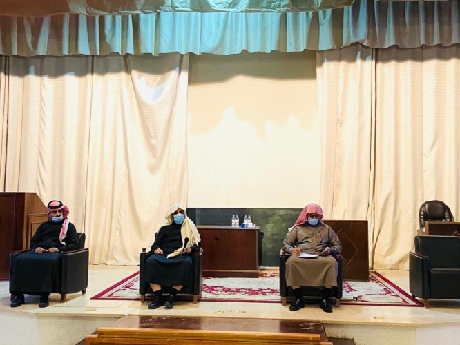 بالصور .. مدير الإسلامية  بالرياض يناقش مديري إدارات المساجد بالمحافظات تطبيق الإجراءات الاحترازية في المساجد