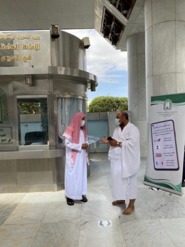 أمين عام التوعية الإسلامية في الحج والعمرة يؤكد على المعتمرين الالتزام بالإجراءات الوقائية