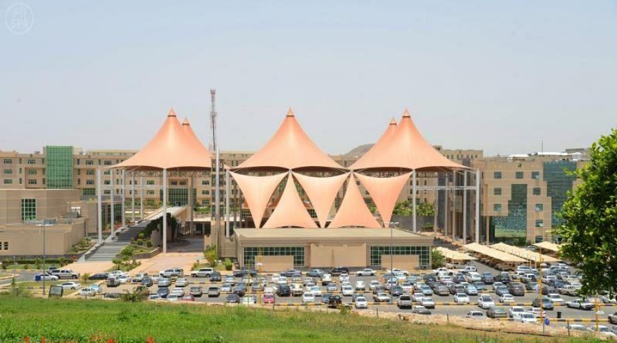 أول تعليق من جامعة الملك خالد على ما تم تداوله بشأن تدريب الطالبات