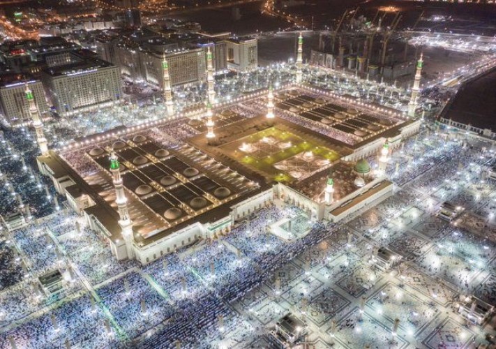 إتاحة الصلاة في الحصوات وتوسعات المسجد النبوي وسطحه وساحاته!