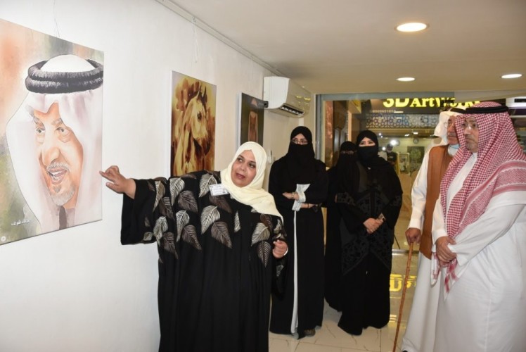 أدهم والذبياني يفتتحان رقميات نجلاء شرف