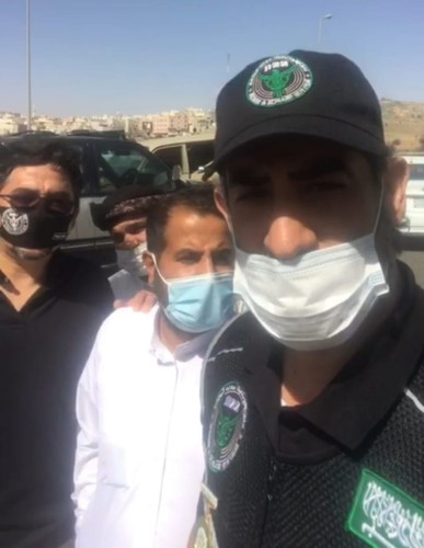 أعضاء جمعية ساعد للبحث والإنقاذ بالطائف يعثرون على الفتاة المفقودة في وقت وجيز