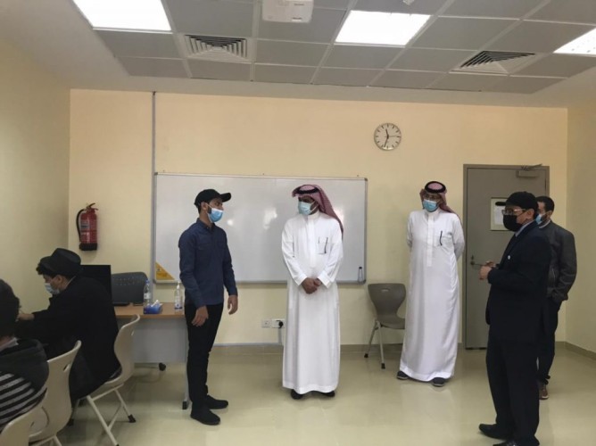 نائب محافظ التدريب التقني والمهني المساعد يتفقد المنشآت التدريبية بمنطقة الباحة