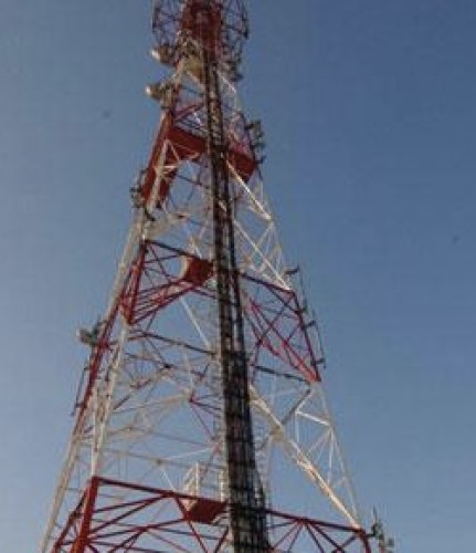 أهالي مركز بدع بن خلف يشتكون من انعدام شبكات الإنترنت والأتصال : ندفع  مبالغ  طائلة والمقابل  صفر