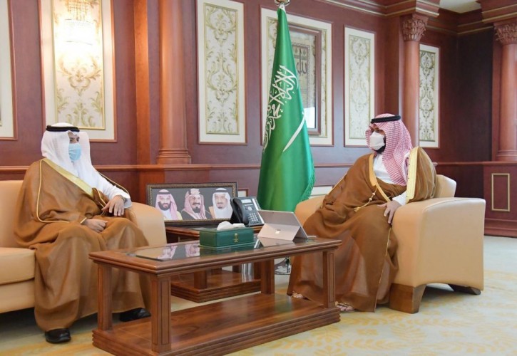 سمو الأمير محمد بن عبدالعزيز يدشن حملة جامعة جازان لمواجهة التطرف الفكري ..