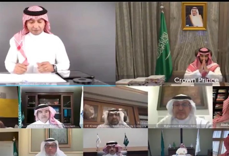 بالفيديو: مقدم لقاء “القطاع الخاص” يستعير أبياتاً للمتنبي للرد على أعداء المملكة .. شاهد: ردة فعل سمو ولي العهد!