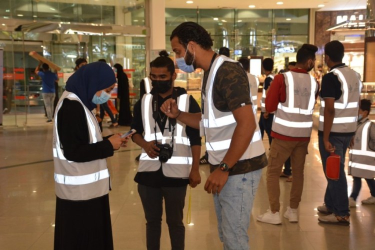 بلدية القطيف تختتم مبادرة ” نعود بلا تهاون ” بزيارة 630 منشأة ومشاركة 300 متطوع ومتطوعة