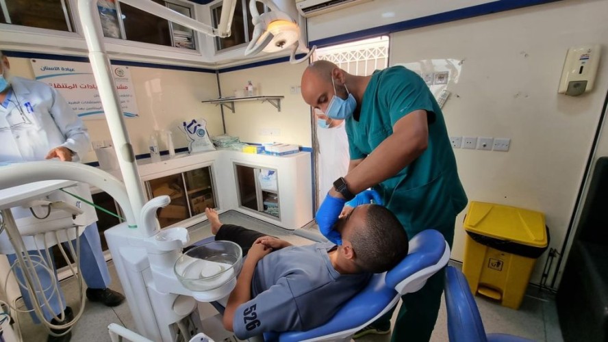 جمعية الإحسان الطبية الخيرية تقدم العديد من الخدمات الصحية والكشفية بدار الملاحظه بجازان