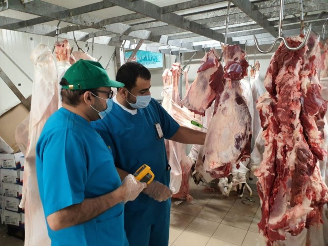 أمانة الشرقية تنفذ 1553 جولة رقابية وتغلق 18 منشأة مخالفة للإجراءات الاحترازية في الأسواق والمراكز التجارية أمس الثلاثاء