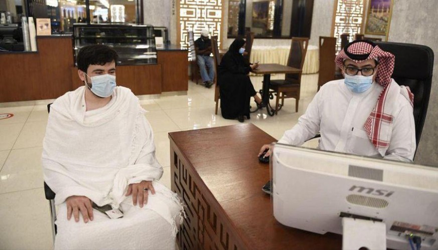 كيف أنعشت خاصية إصدار تصاريح العمرة خلال شهر رمضان للفنادق؟ .. نائب وزير الحج والعمرة يكشف!