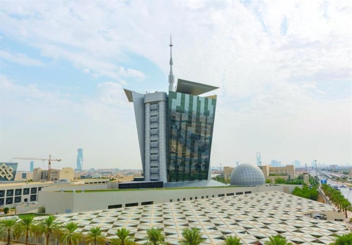 بهدف رفع مستوى جودة الخدمات .. هيئة الاتصالات تخصص الرقم 800 لخدمة عملاء جميع الجهات والشركات