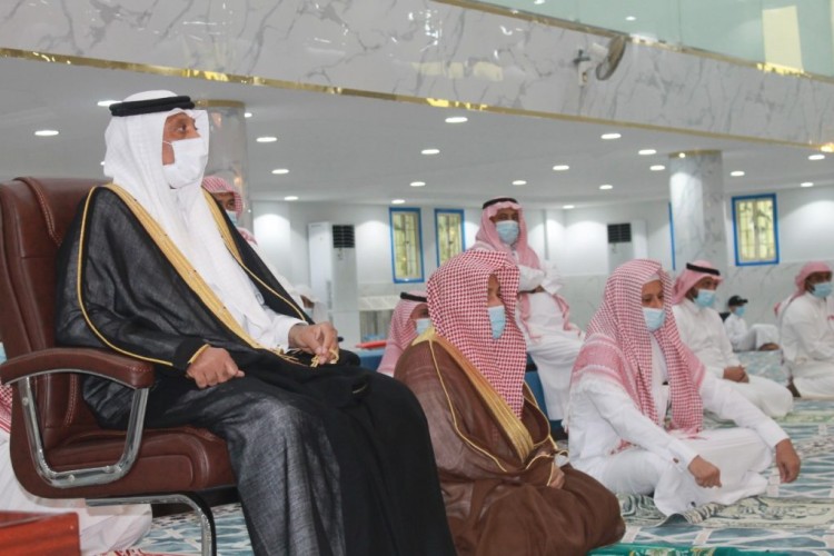 بتكلفة أكثر من خمسة ملايين ريال…محافظ صامطة يفتتح جامع معاذ بن جبل رضي الله عنه