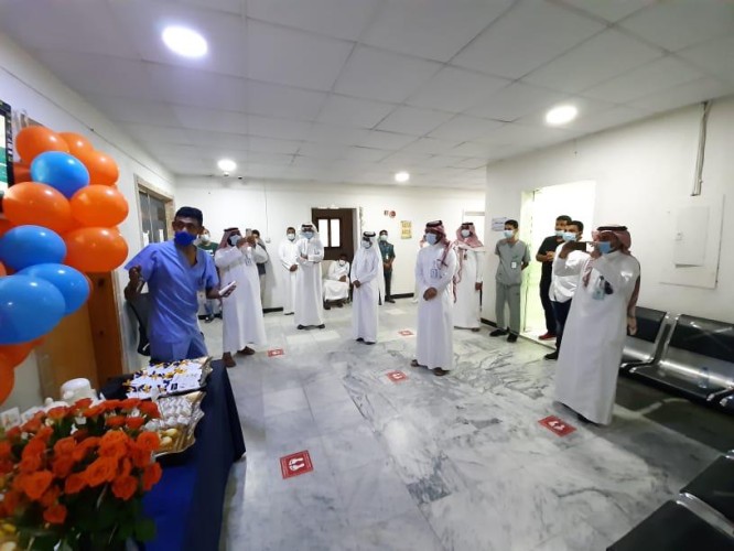 بالصور.. مستشفى جازان العام ينظم فعاليات اليوم العالمي للتصلب اللويحي