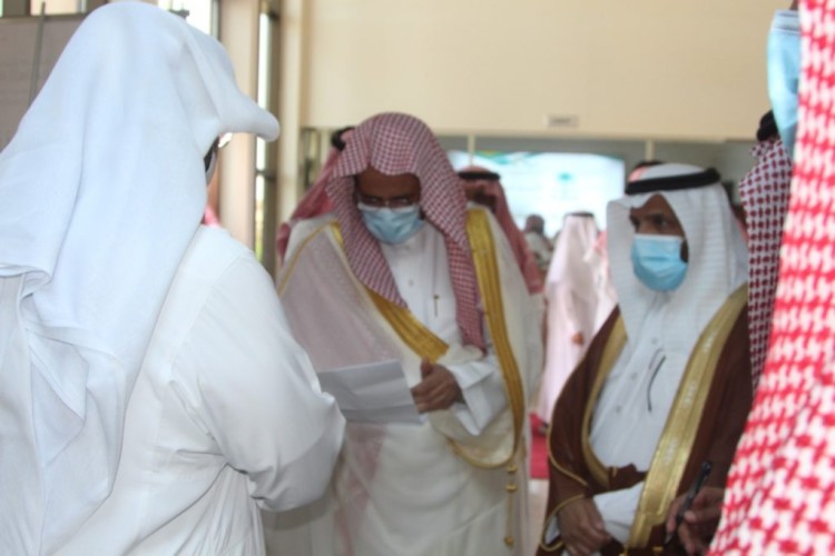 الشيخ المعجب يتفقد فرع النيابة العامة بمنطقة الجوف