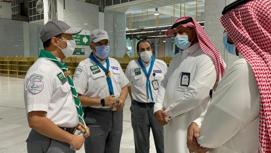 “الصبيحي” يطلع على مهام كشافة تعليم مكة في المسجد الحرام