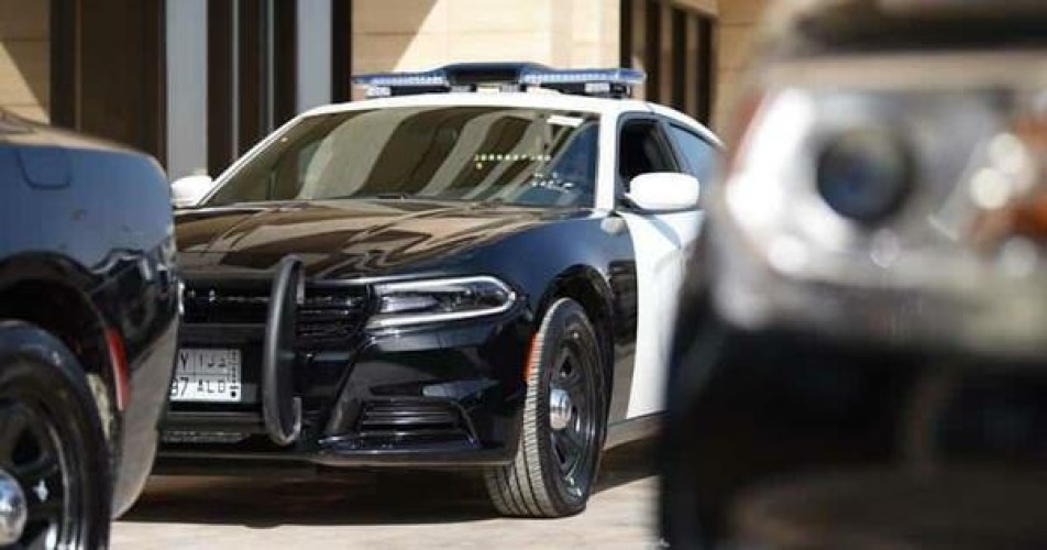 إيقاف شخص أطلق أعيرة نارية في الهواء معرّضاً حياة الآخرين للخطر بجازان