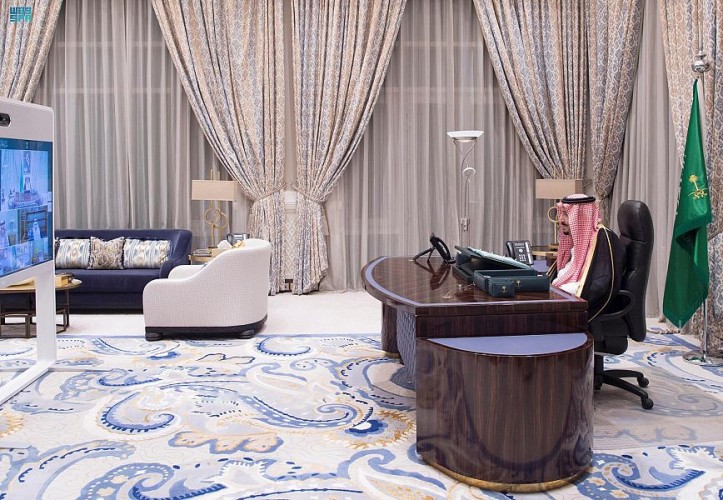 مجلس الوزراء يعقد جلسته ـ عبر الاتصال المرئي ـ برئاسة خادم الحرمين الشريفين