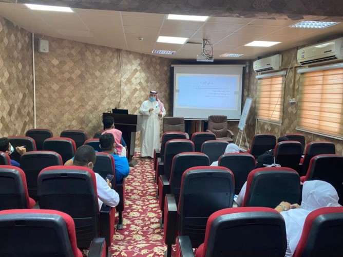 مستشفى جازان العام يقيم برنامج تعريفي للموظفين الجدد