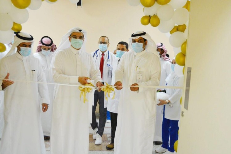 “التميمي” يتفقد سير العمل في مستشفى الرين ورويضة العرض والقويعية العام