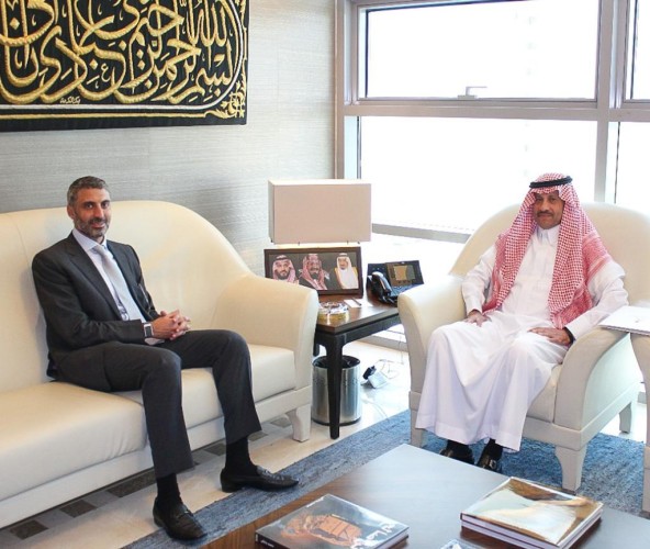 سفير خادم الحرمين بالأردن يلتقي مساعد المشرف العام على مركز الملك سلمان للإغاثة والأعمال الإنسانية
