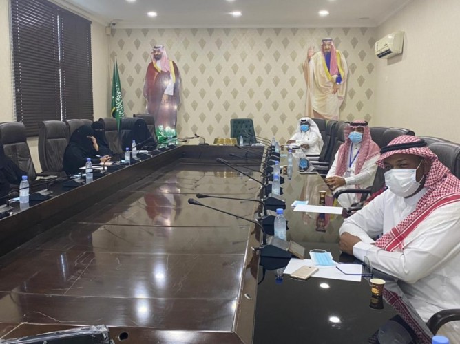 بلدية صبيا وبالشراكة مع إدارة الدفاع المدني بصبيا تنفذ ورشة تثقيفية عن السلامة المهنية داخل بيئة العمل