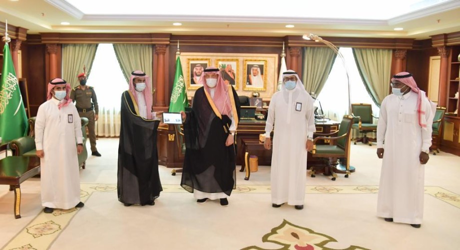 سمو أمير منطقة جازان يدشن مبادرة هيئة حقوق الأنسان “أعرف حقك” ..