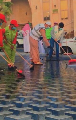 مبادرة لنجعل ارصفتنا اجمل تواصل أعمالها الميدانية في مكة