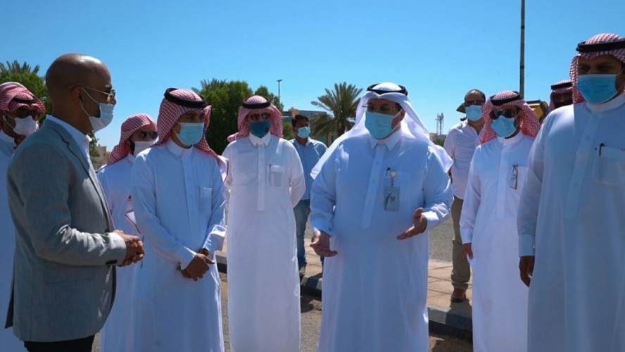 أمين تبوك يدشن مشروعي النظافة الجديد بأكثر من 89 مليون ريال