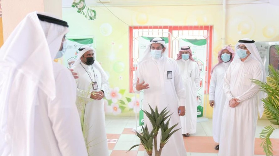 بعد إقرار وزارة التعليم لها.. مدير تعليم صبيا يعتمد مراكز الدعم التعليمي الصيفية ويقف على جاهزيتها