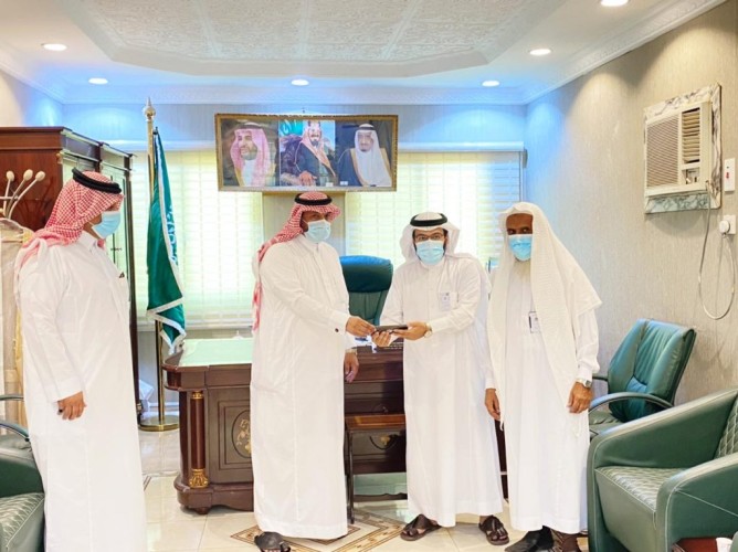 محافظ فيفاء يدشن حملة “فكر آمن – لوطن آمن”