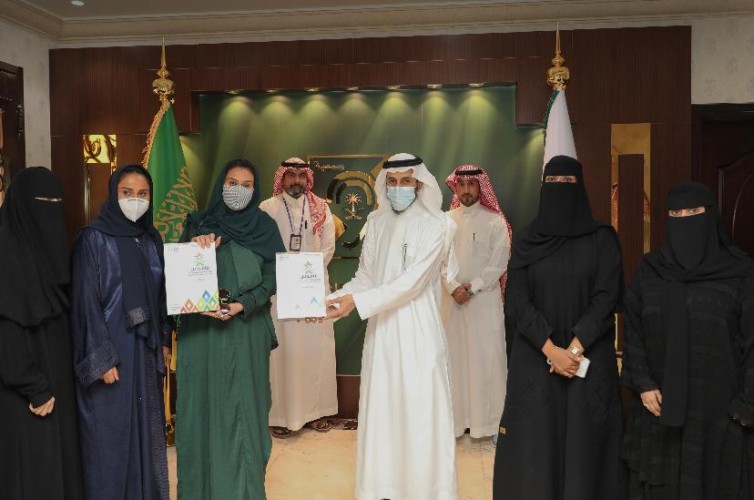 توقيع اتفاقية شراكة بين جمعية أصدقاء ذوي الإعاقة وجمعية سمعية