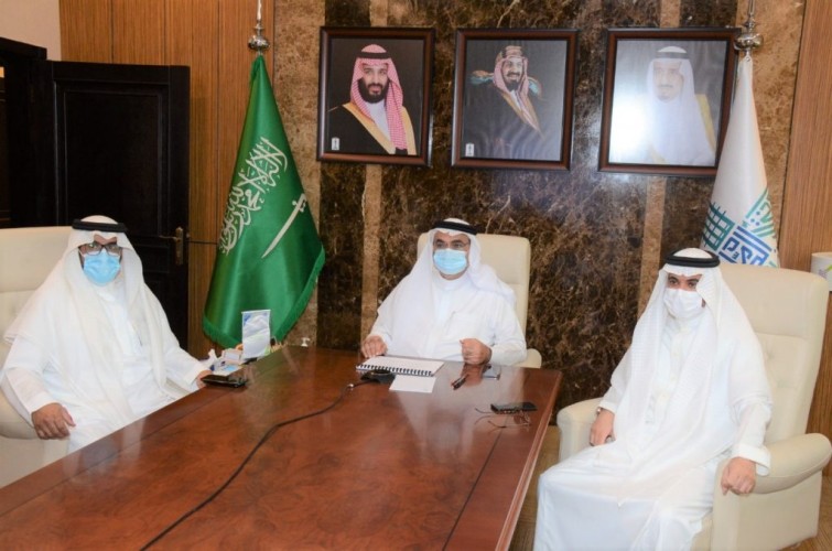 أمين الشرقية يثمن جهود منسوبي الأمانة في عيد الأضحى المبارك خلال حفل المعايدة الافتراضي