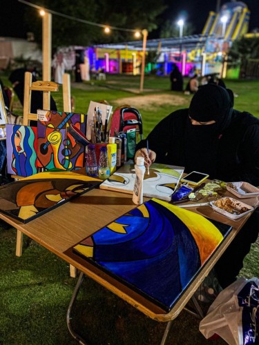 ضم أكثر من 90 مشارك ومشاركة .. فريق همسات الثقافي يختتم التجمع الفني الثقافي الصحي بالأحساء