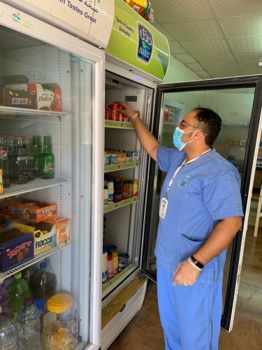 أمانة الشرقية تنفذ أكثر من 1400 جولة رقابية وتضبط 77 مخالفة في الأسواق والمراكز التجارية أمس الأحد