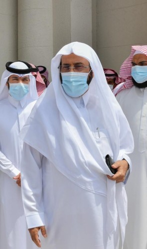 وزير الشؤون الإسلامية يعلن نجاح خطة الوزارة في مسجد نمرة في يوم عرفة في الحج الاستثنائي