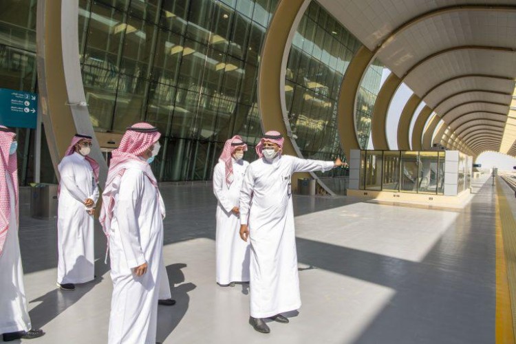 سمو أمير منطقة الجوف يتفقد محطة قطار القريات والتشغيل منتصف شهر مارس من العام المقبل