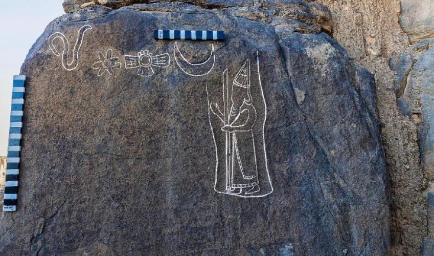 هيئة التراث تكشف عن شواهد أثرية للملك البابلي نابونيد في حائل