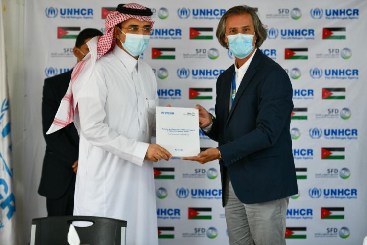 “الصندوق السعودي للتنمية” والمفوضية السامية لشؤون اللاجئين يدشنان مشروع تطوير شبكة كهرباء مخيم الأزرق للاجئين السوريين في الأردن