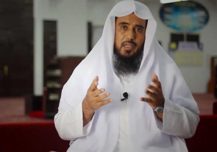 ما حكم كفالة اللقيط عند اختيار كفالة الأطفال من دور الرعاية.. وهل هي مساوية لكفالة اليتيم؟ .. الخثلان يجيب! – فيديو