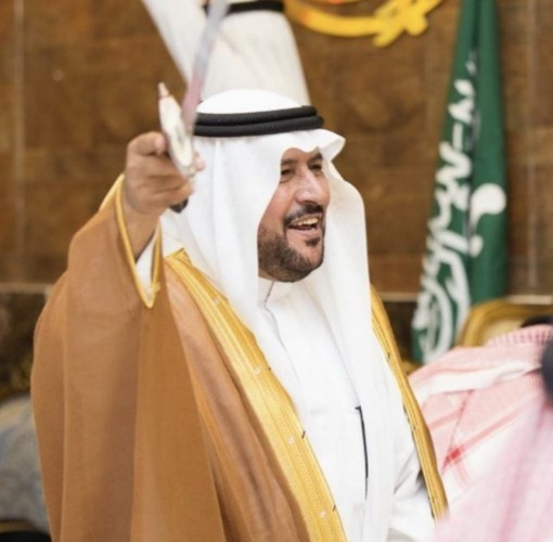 ليث الجزيرة العربية وملك الحزم والعزم يسير على خطى صقر الجزيرة