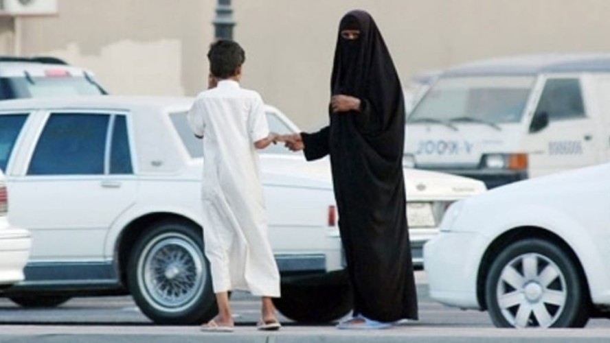 من يتم إبعادهم عن المملكة في قانون مكافحة التسول؟؟ .. والكشف عن الحالات المستثناة؟