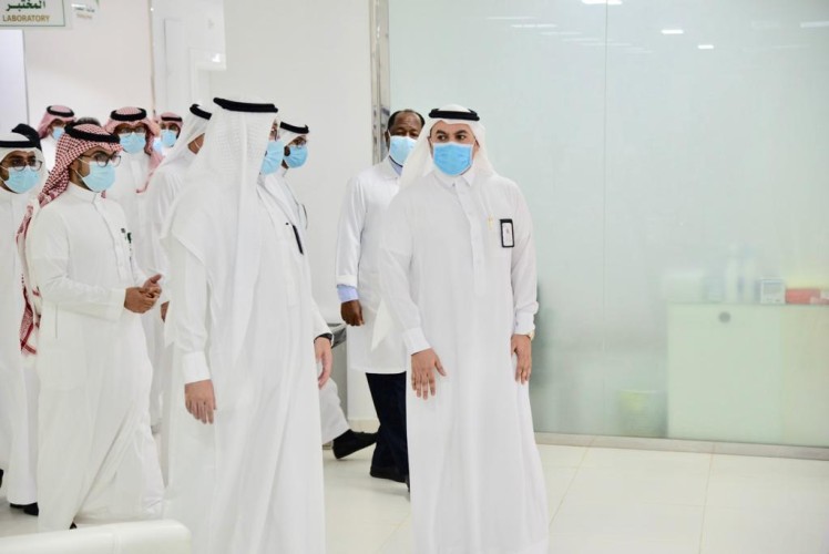 مدير صحة الجوف ينفذ برنامجاً ميدانياً لتقييم وتطوير مستشفيات المنطقة