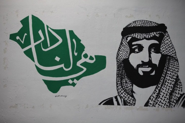 “بلدية القريات” تنتهى من جدارية وطنية بطول 150 متر ومشاركة 47 فنان وفنانة