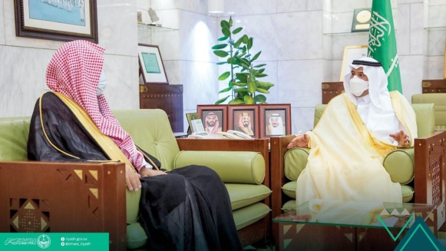 أمير منطقة الرياض بالنيابة يستقبل مدير فرع الرئاسة العامة لهيئة الأمر بالمعروف والنهي عن المنكر