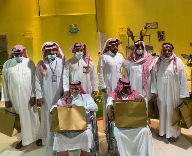 دار الرعاية الاجتماعية للمسنين بحائل في زيارة لقراند مول