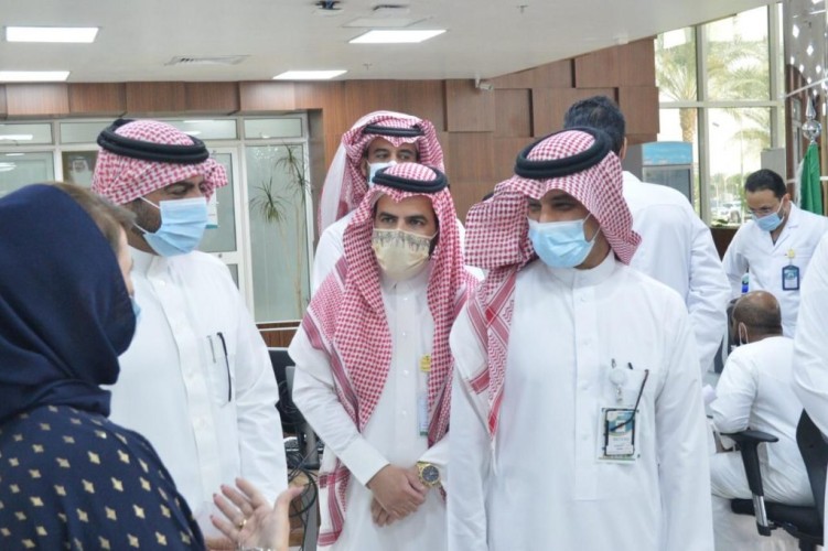 ” تخصصي تبوك ” يشارك العالم الاحتفال باليوم العالمي للبصر 2021م