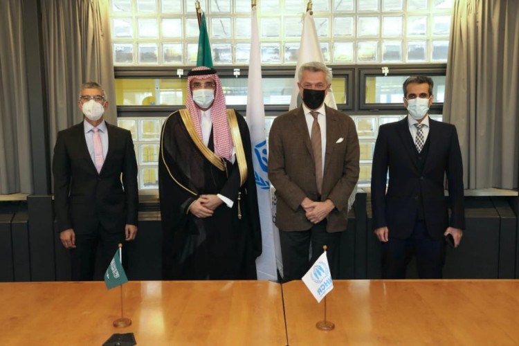 المفوض السامي لشؤون اللاجئين يشيد بعشرة أعوام من الشراكة الإنسانية مع الصندوق السعودي للتنمية
