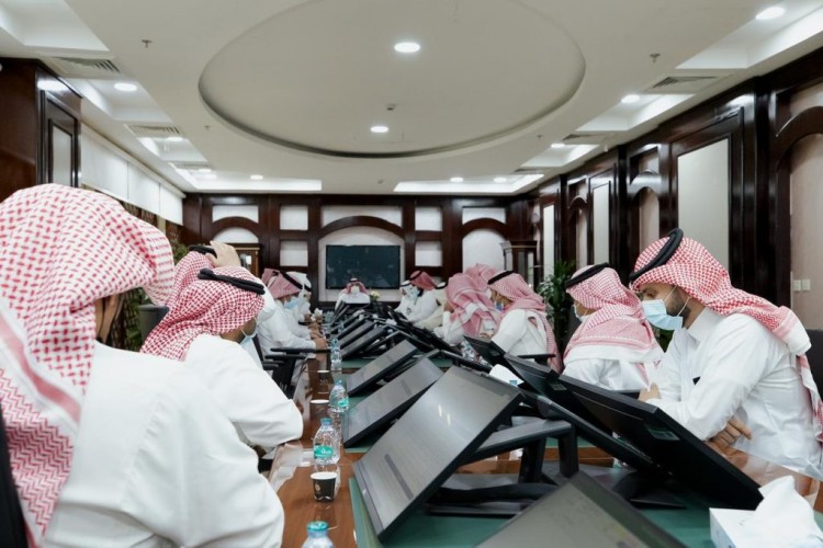 أمين الجوف يبحث سير حملة التسعين يوما لمعالجة التشوه البصري ويوجه بتكثيف أعمال الرصد