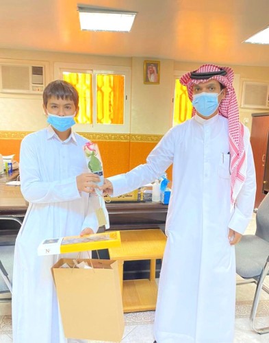 تعليم تبوك يحتفي باليوم العالمي للمعلم بشعار “المعلم قلب التعليم النابض”