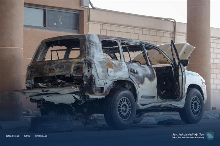 إحباط 3 محاولات لتهريب 961 ألف حبة “كبتاجون” عبر منفذ الخفجي .. وأحد المهربين يشعل النار في مركبته